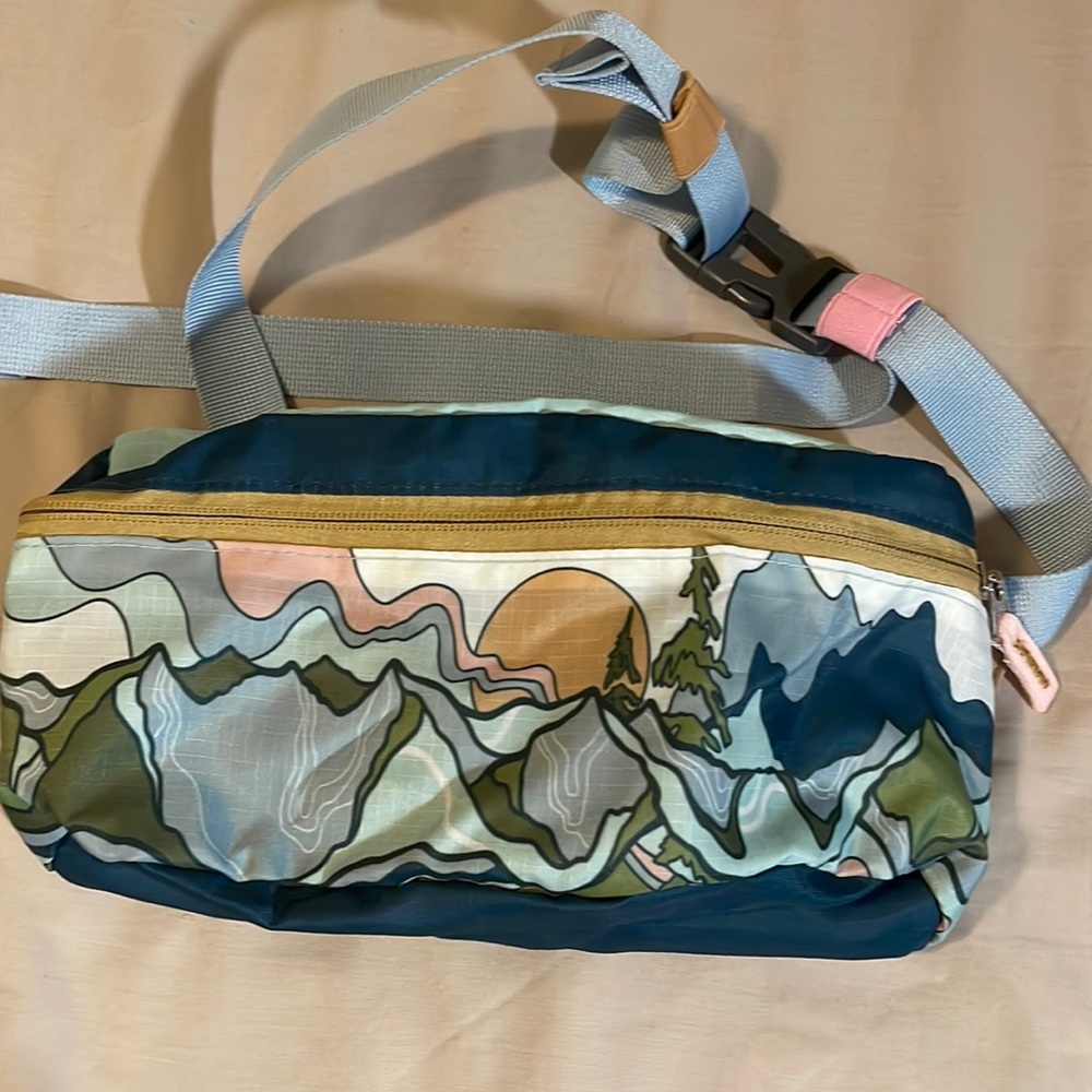 NWOT National park Fanny pack